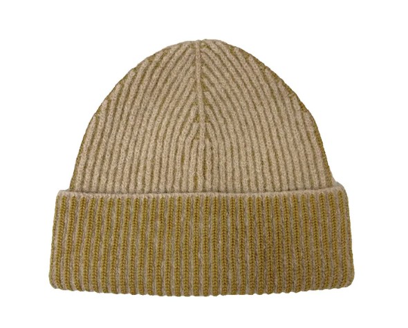 How Beanies Keep You Cozy Without Sacrificing Style or Mobility?