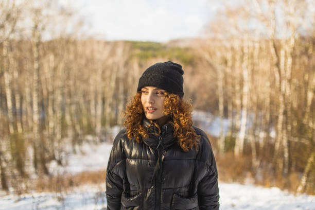 How a Seamless Unisex Watchcap Adapts to Any Head Size and Activity?